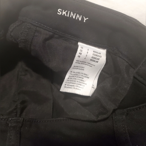 American Eagle | AEO Twill Super Stretch Skinny Jeans | Size 0 Regular - Picture 3 of 9